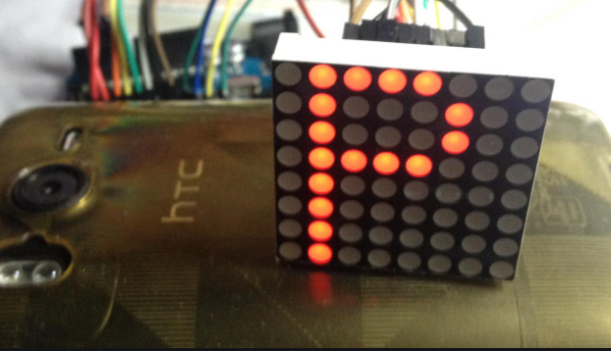 Display 8x8 Ánodo Común Leds rojos 3mm, medida 32 x 32 mm